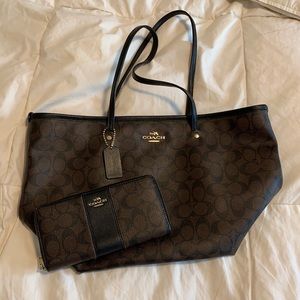 Brown Coach bag with matching wallet.
